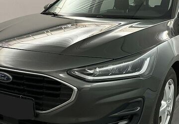 Ford Focus 130.000 km 10.949 &euro; Gummersbach (Zwischen Toom Markt und ATU) 51645