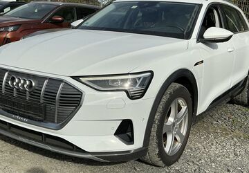 Audi e-tron 131.380 km 23.900 &euro; Eitorf 53783
