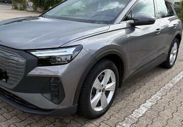 Audi Q4 e-tron 40.500 km 32.000 &euro; Hückeswagen 42499