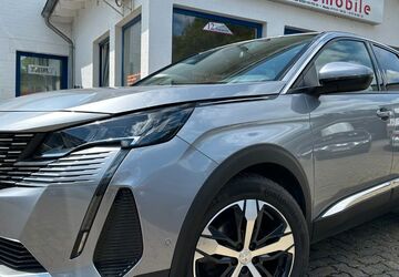 Peugeot 3008 128.000 km 16.949 &euro; Gummersbach (Zwischen Toom Markt und ATU) 51645