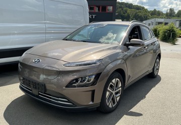 Hyundai KONA 28.426 km 24.900 &euro; Eitorf 53783
