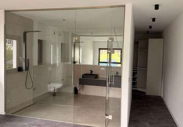 Wohnung Meinerzhagen - 5 Zimmer, 216 m&sup2;, 2.100&euro; | Angebot:26730044