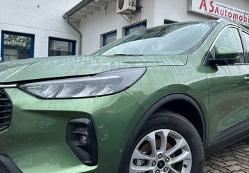 Ford Kuga 2.500 km 25.949 &euro; Gummersbach (Zwischen Toom Markt und ATU) 51645