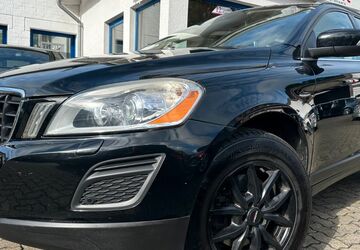 Volvo XC60 165.000 km 11.949 &euro; Gummersbach (Zwischen Toom Markt und ATU) 51645