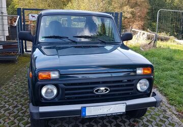Lada Niva 25.000 km 13.100 &euro; Wermelskirchen 42929