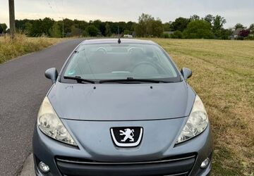 Peugeot 207 68.000 km 2.990 &euro; Kürten 51515