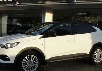 Opel Grandland (X) 98.800 km 11.900 &euro; Olpe 57462