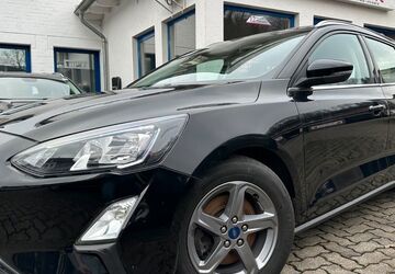 Ford Focus 139.000 km 9.949 &euro; Gummersbach (Zwischen Toom Markt und ATU) 51645