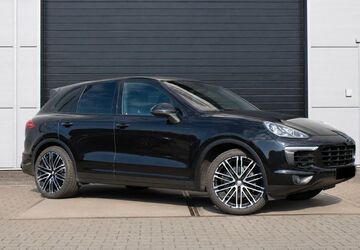 Porsche Cayenne 174.000 km 24.499 &euro; Gummersbach 51647