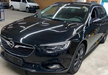 Opel Insignia 157.000 km 10.749 &euro; Gummersbach (Zwischen Toom Markt und ATU) 51645