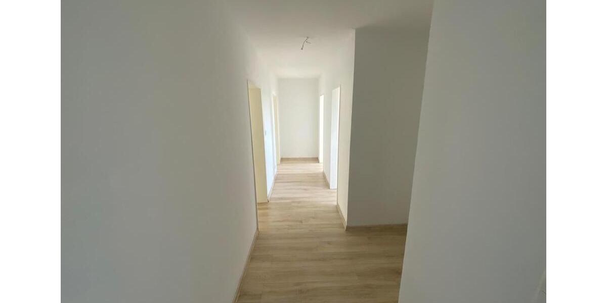Etagenwohnung Plettenberg - 3 Zimmer, 75 m&sup2;, 469&euro; | Angebot:26194326